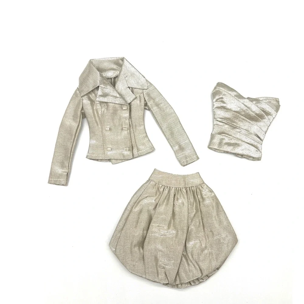 Tonner outfit was